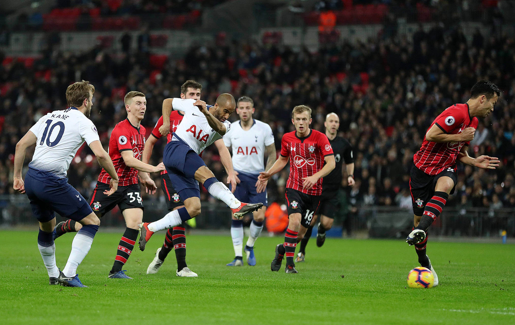 乒乓赛场上 乒乓赛场上